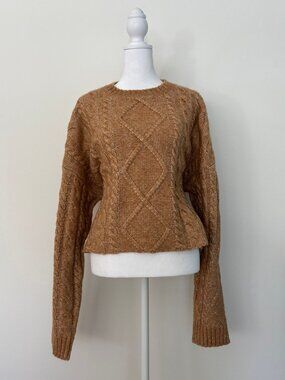 Brand New! Rachel Parcell Cable Knit Sweater L size Camel